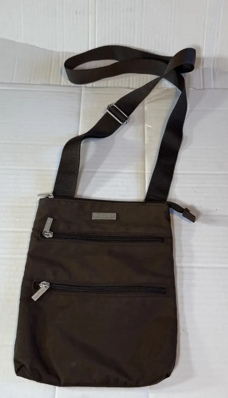 Baggallini Adjustable Crossbody Bag Brown Multiple Pockets